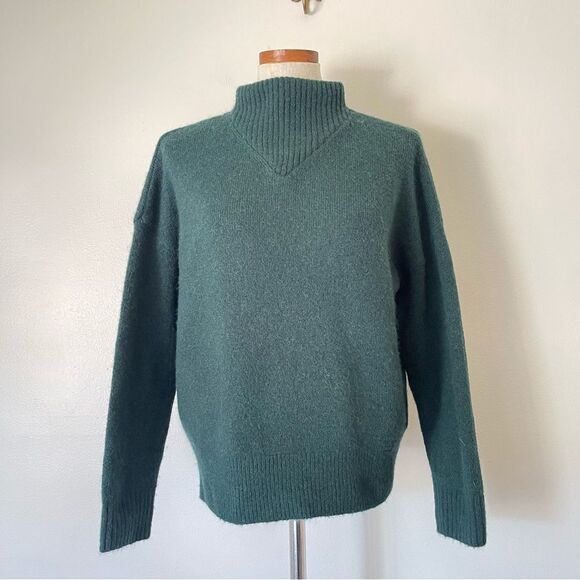 Madewell Dillon Mockneck pullover Green sweater Size Medium - Picture 1 of 8